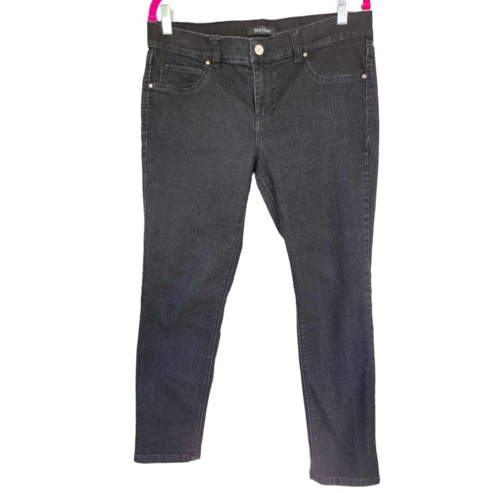 White House Black Market Feel Beautiful Skinny Jeans Large Short‎ Black Basic
